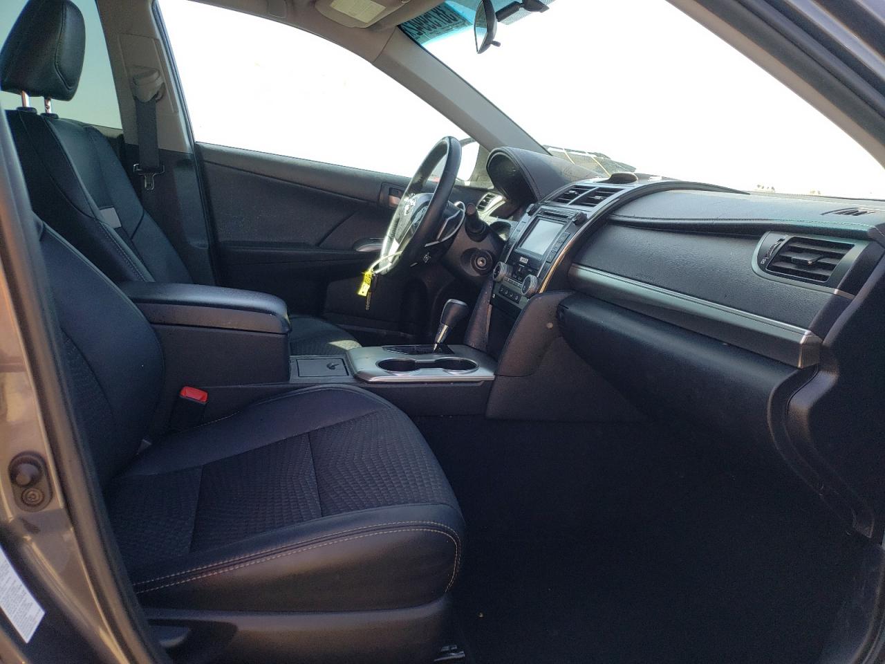 Photo 5 from auction – 2014 TOYOTA CAMRY L with VIN 4T1BF1FK5EU848053