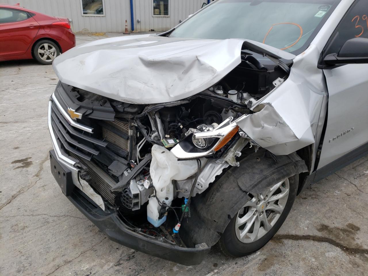 Photo 9 from auction – 2020 CHEVROLET EQUINOX LS with VIN 2GNAXHEV2L6239670