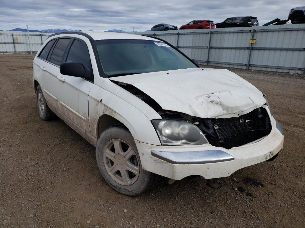 CHRYSLER PACIFICA T 2006 with VIN 2A4GF684X6R841985 - Photo from auction