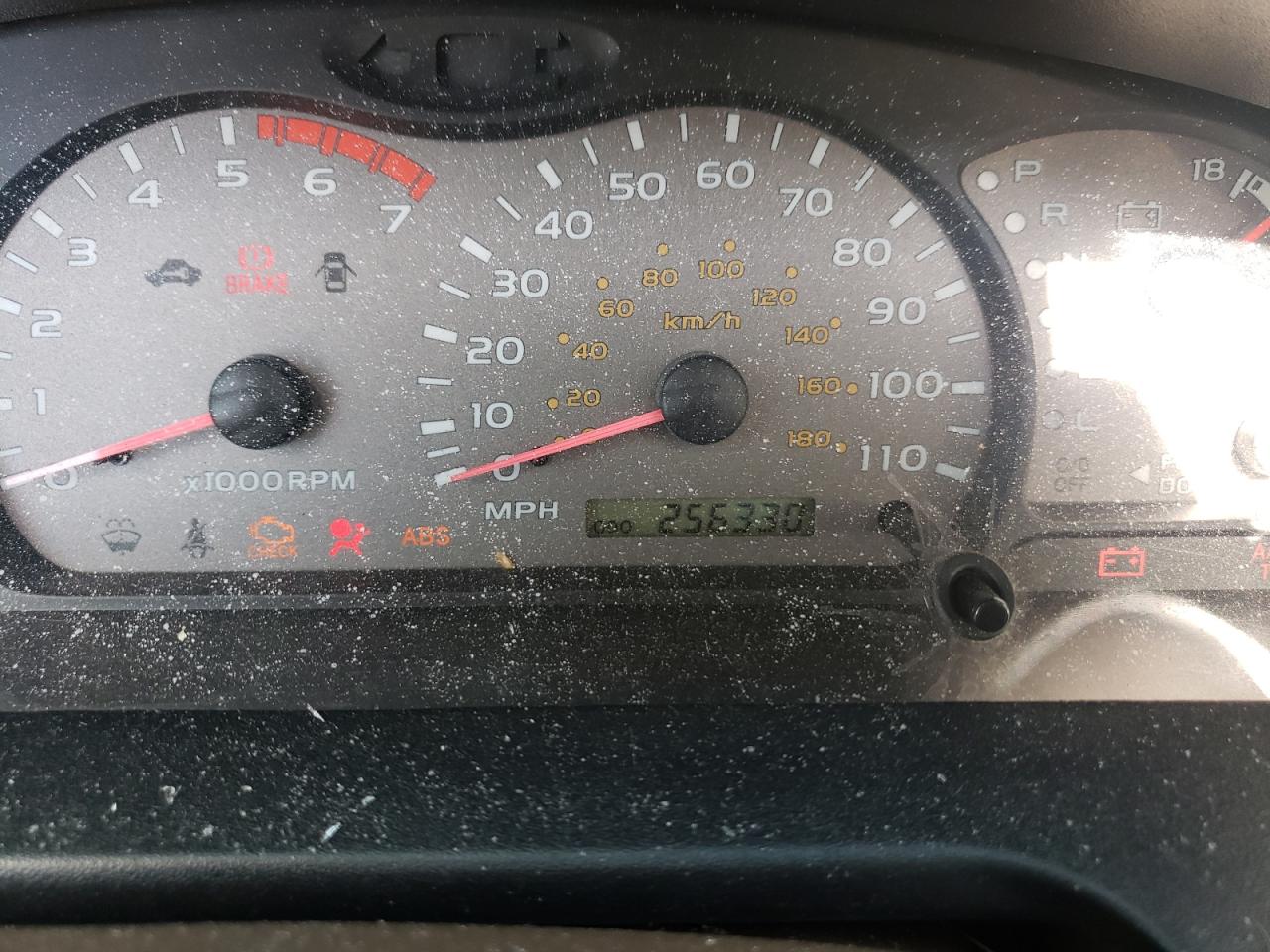 Photo 8 from auction – 2001 TOYOTA SEQUOIA SR with VIN 5TDBT44A01S022847