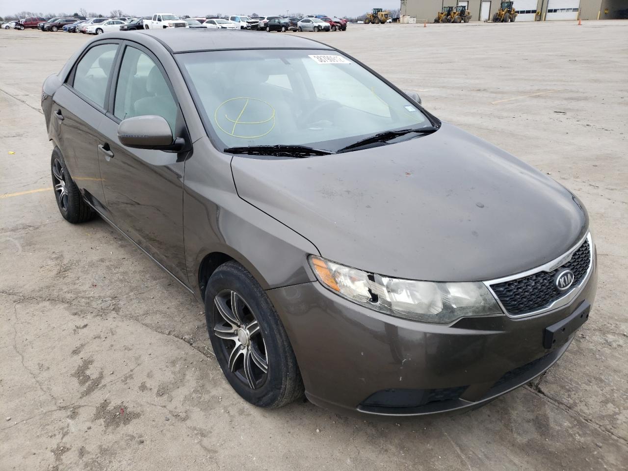 KIA FORTE EX 2011 with VIN KNAFU4A24B5438173 - Photo from auction