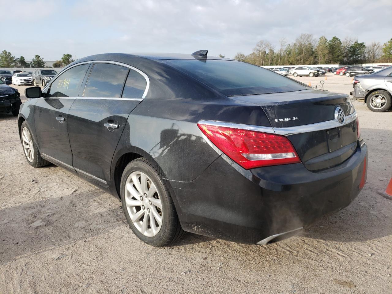 Photo 3 from auction – 2015 BUICK LACROSSE with VIN 1G4GB5G38FF170453