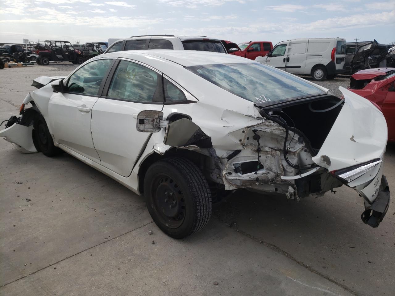 Photo 3 from auction – 2017 HONDA CIVIC LX with VIN 19XFC2F52HE040874