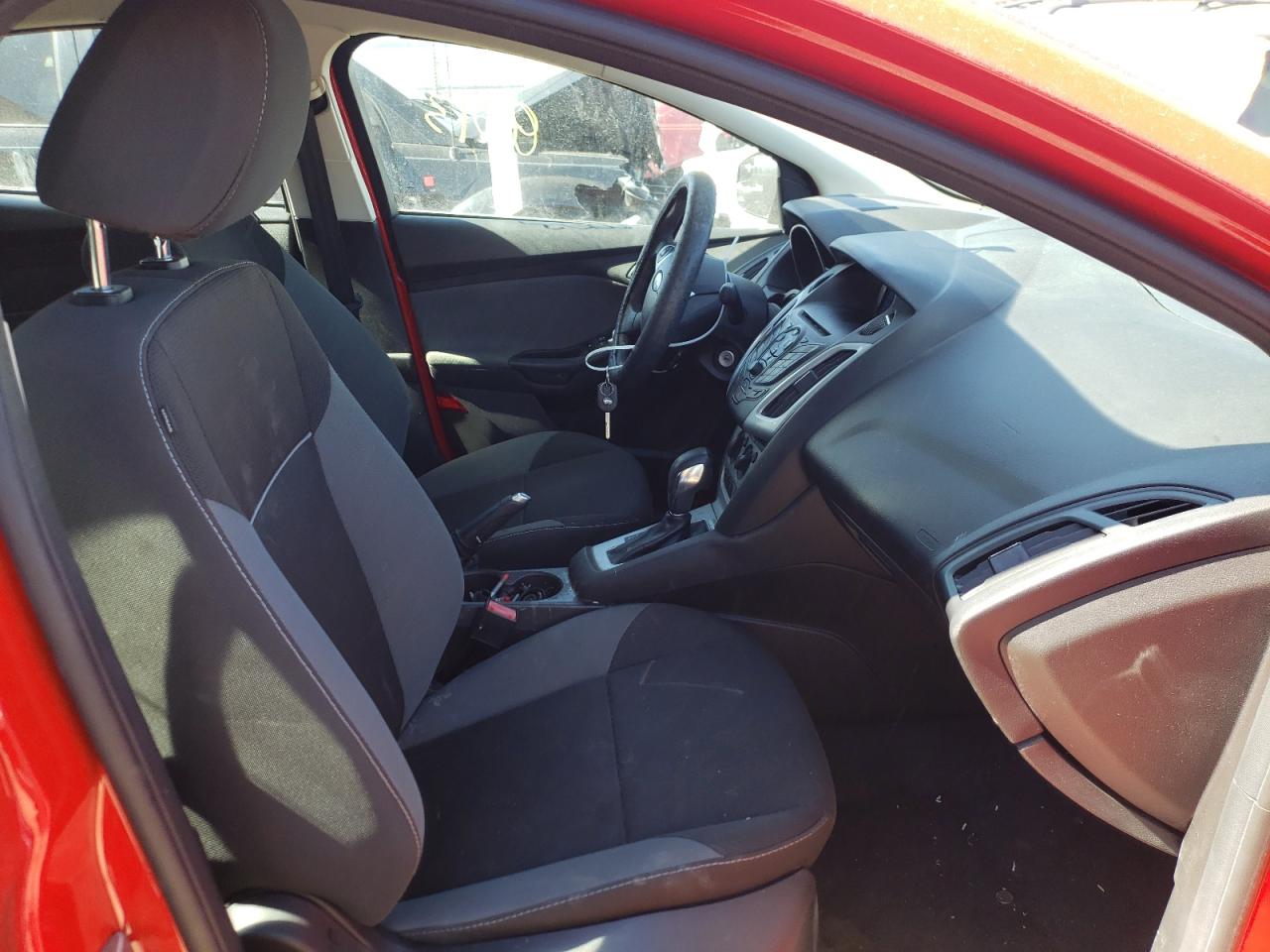 Photo 5 from auction – 2013 FORD FOCUS SE with VIN 1FADP3F27DL296085