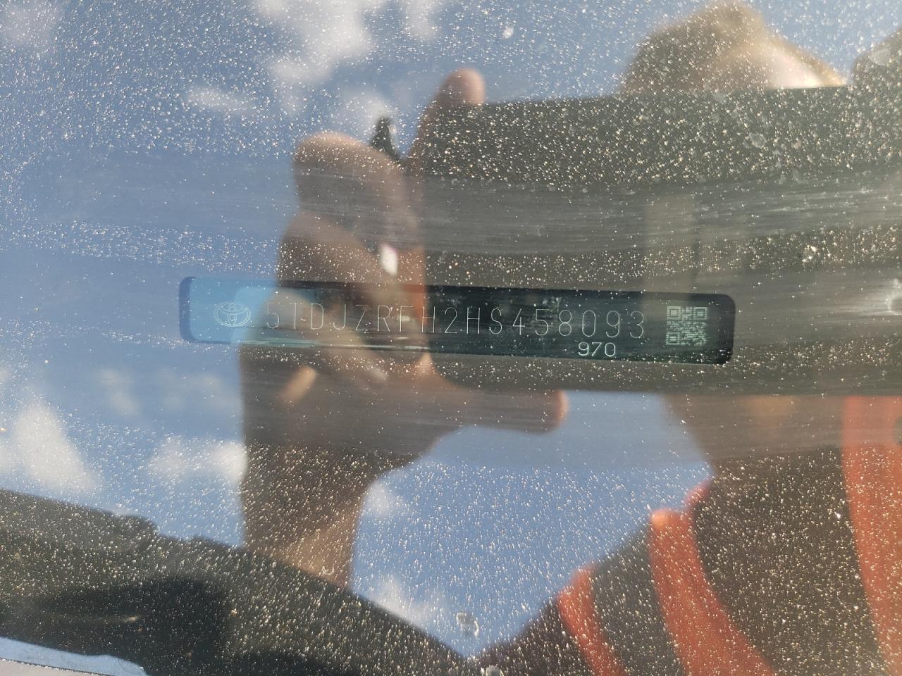 Photo 10 from auction – 2017 TOYOTA HIGHLANDER with VIN 5TDJZRFH2HS458093
