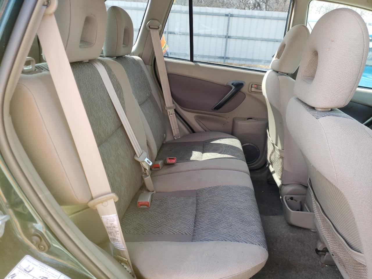 Photo 6 from auction – 2003 TOYOTA RAV4 with VIN JTEHH20V236092499