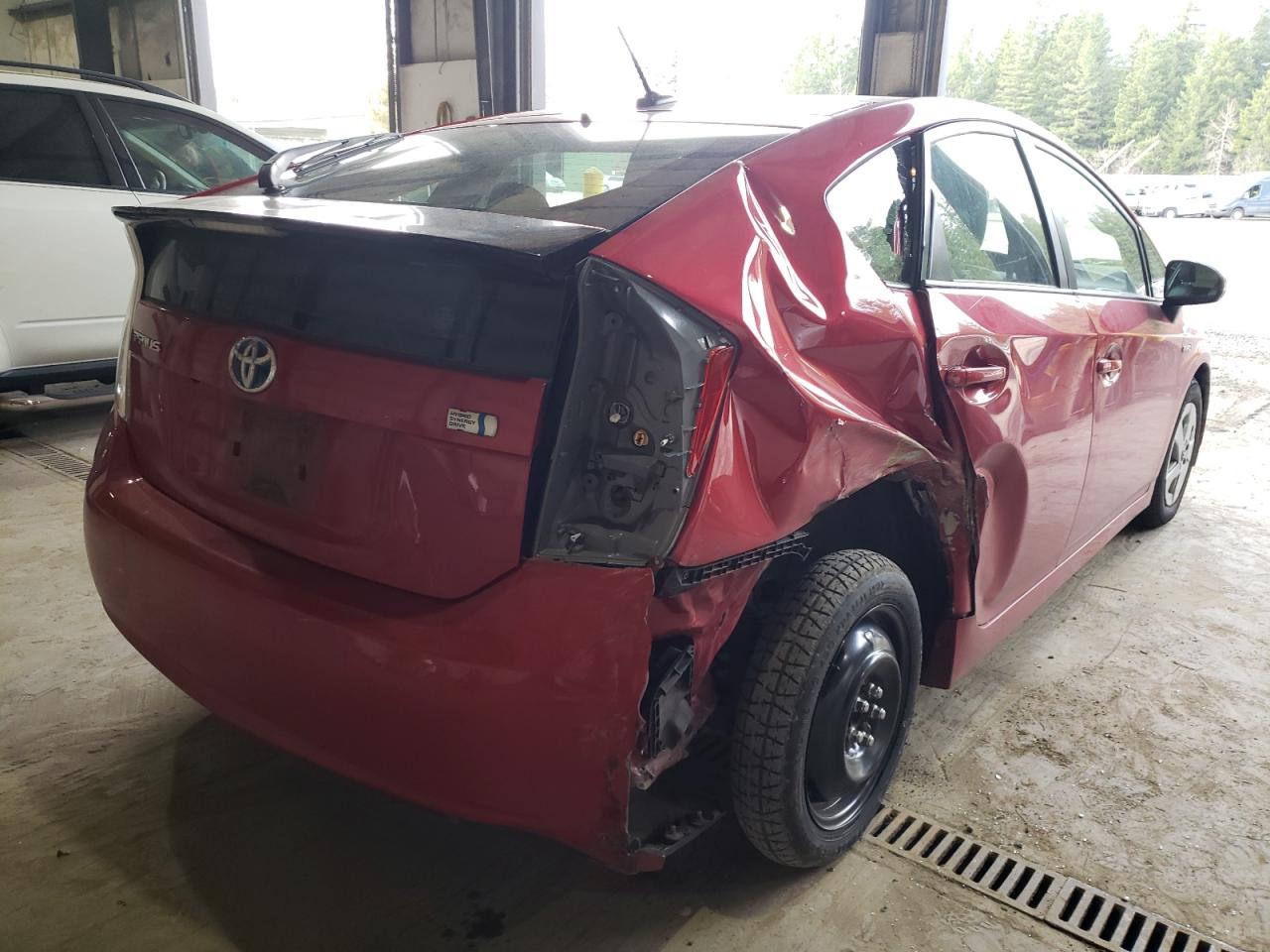 Photo 4 from auction – 2011 TOYOTA PRIUS with VIN JTDKN3DU6B0292698