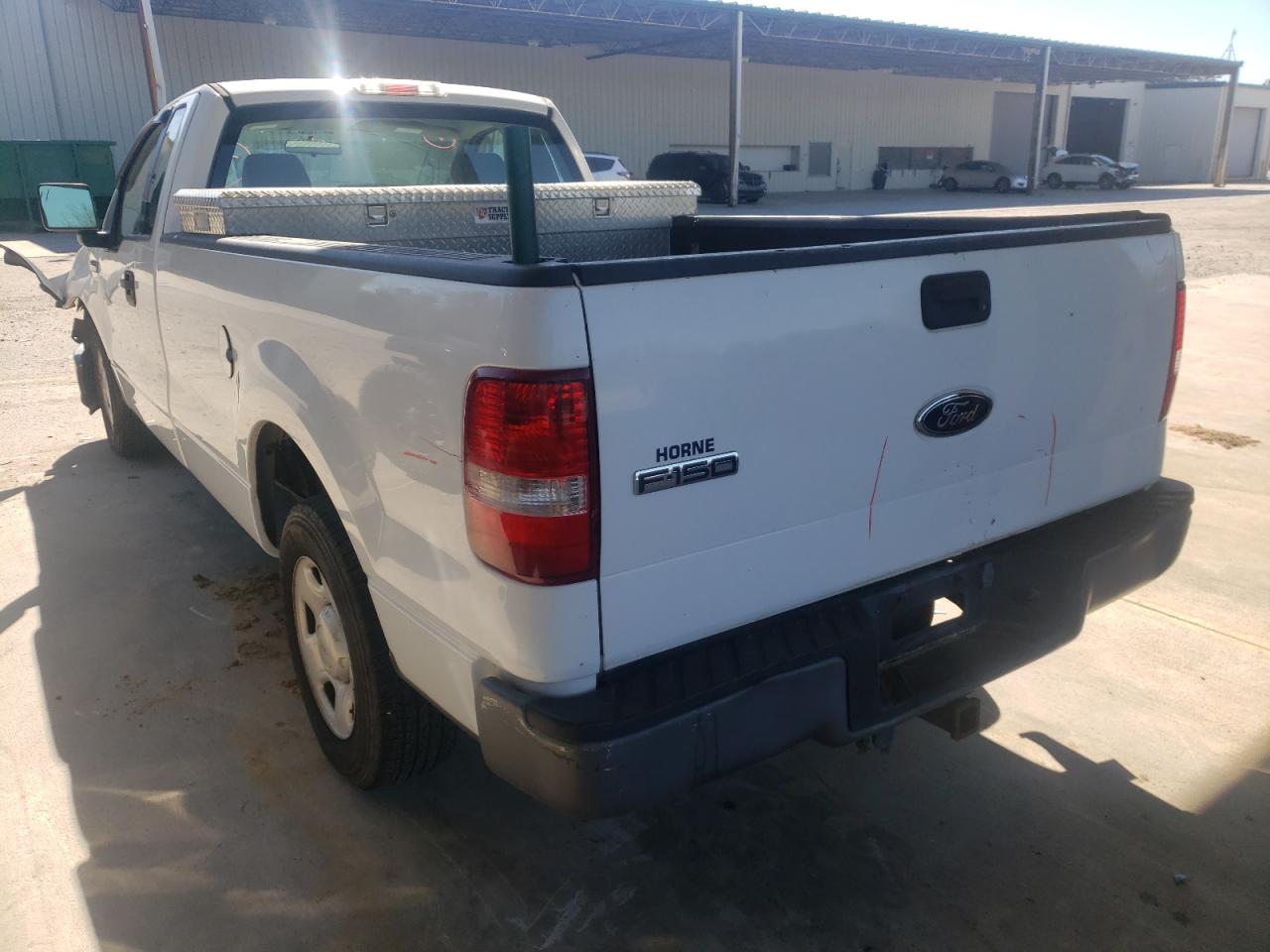 Photo 3 from auction – 2005 FORD F150 with VIN 1FTRF12W25NB64681
