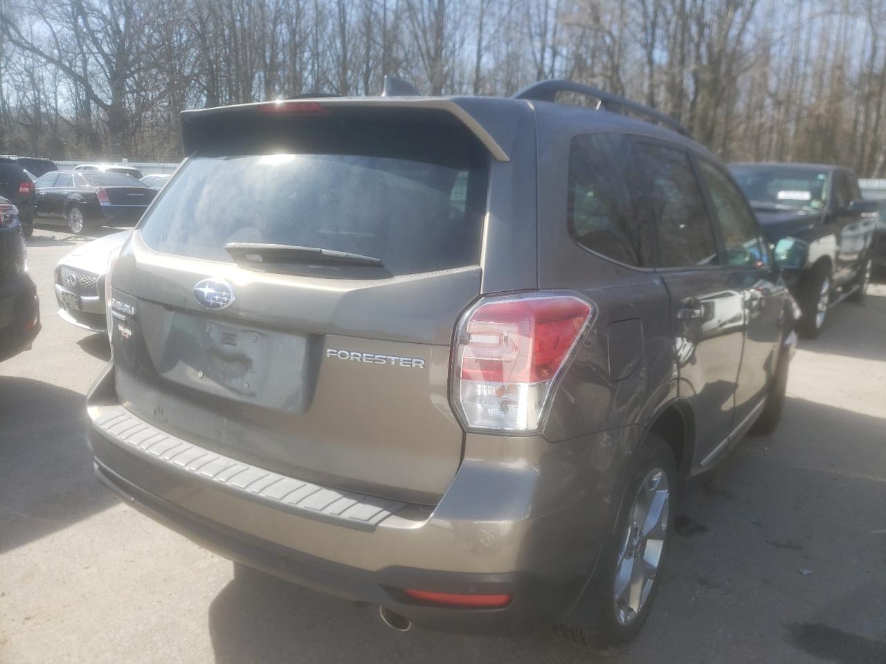 Photo 4 from auction – 2018 SUBARU FORESTER 2 with VIN JF2SJAWC7JH473346