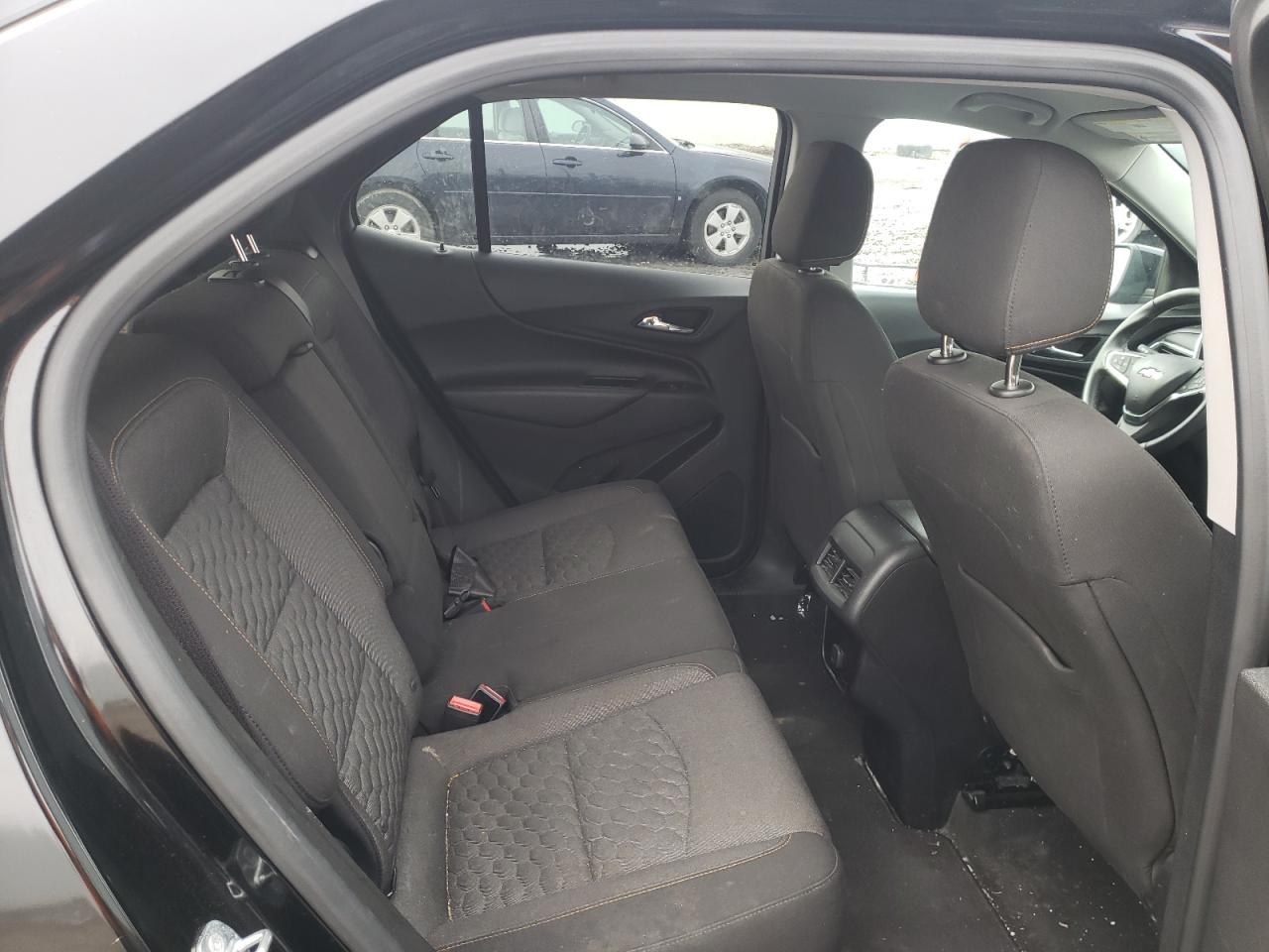 Photo 6 from auction – 2018 CHEVROLET EQUINOX LT with VIN 2GNAXJEV4J6351729