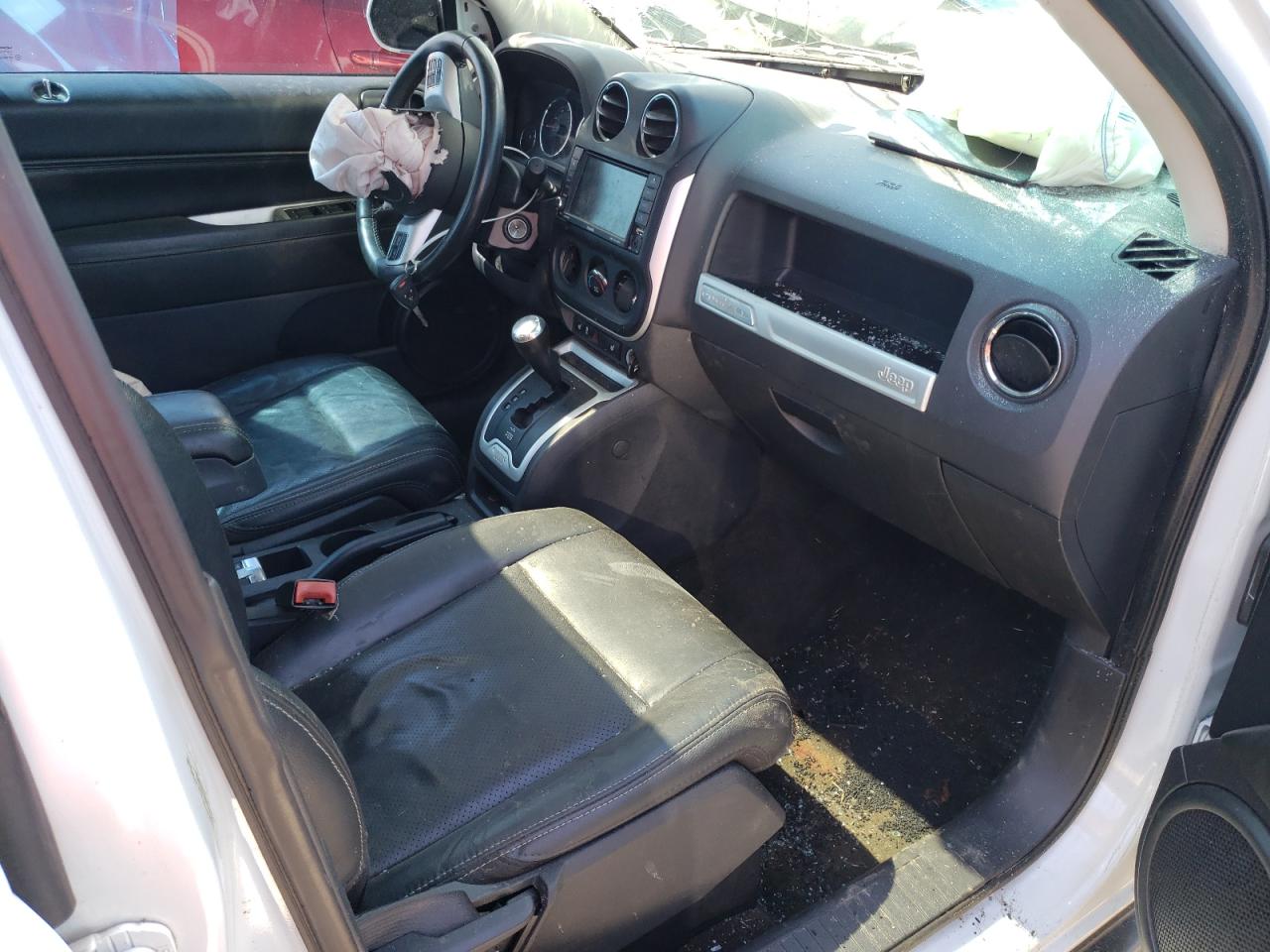 Photo 5 from auction – 2017 JEEP COMPASS LA with VIN 1C4NJDEB9HD169801