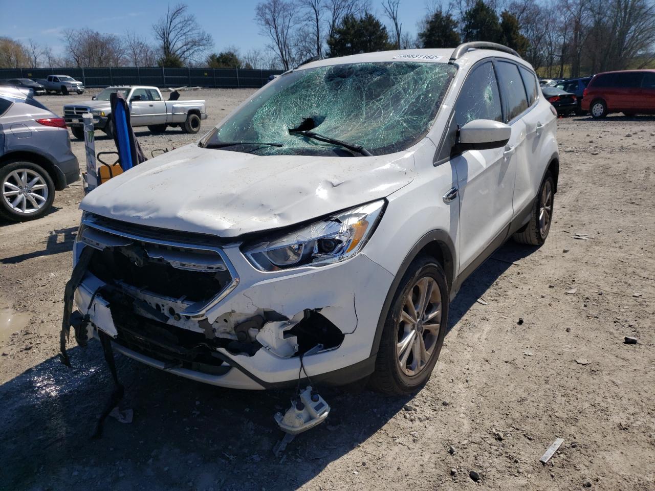Photo 2 from auction – 2017 FORD ESCAPE SE with VIN 1FMCU0GD9HUB78161