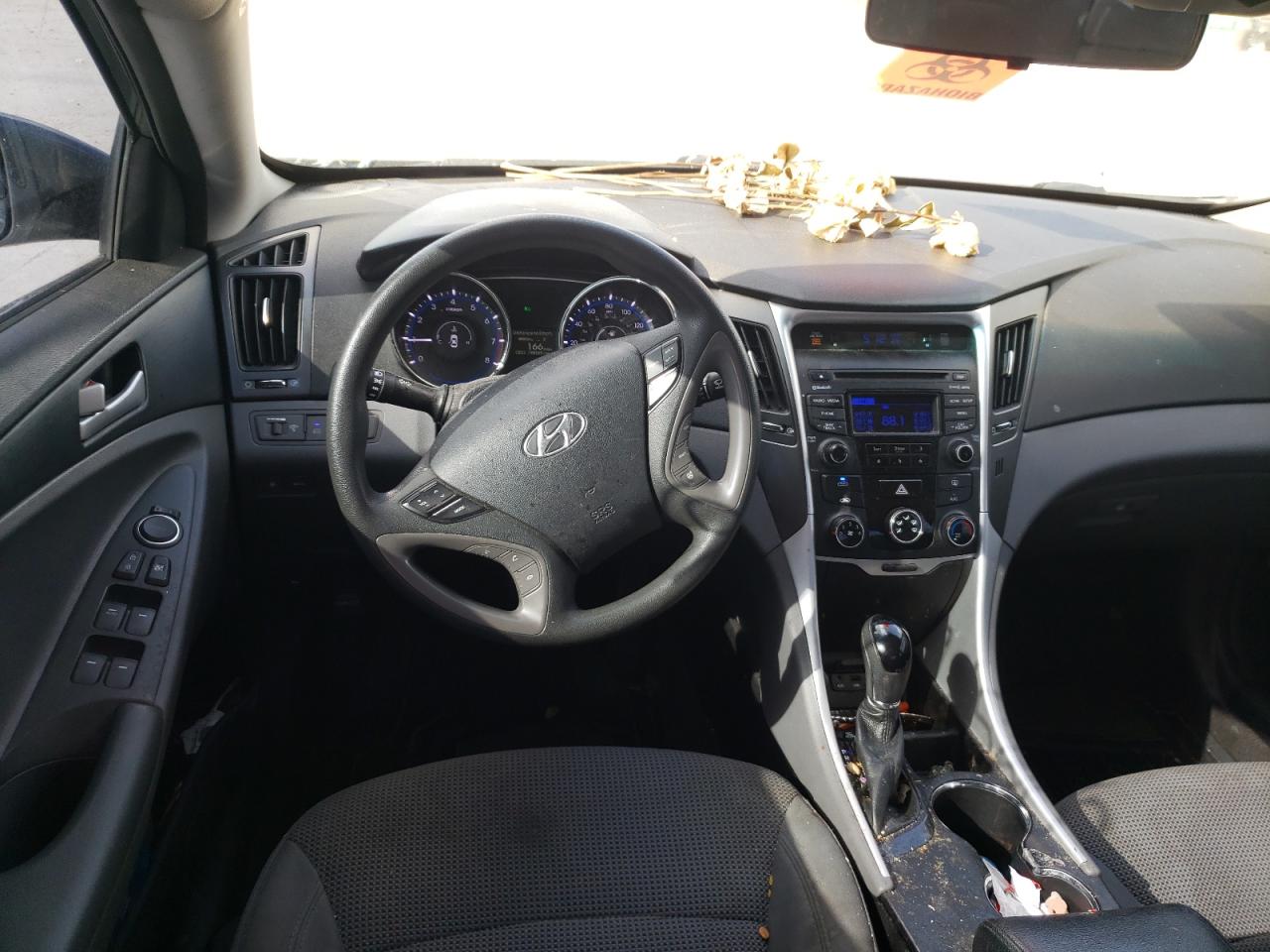 Photo 9 from auction – 2014 HYUNDAI SONATA GLS with VIN 5NPEB4ACXEH821293