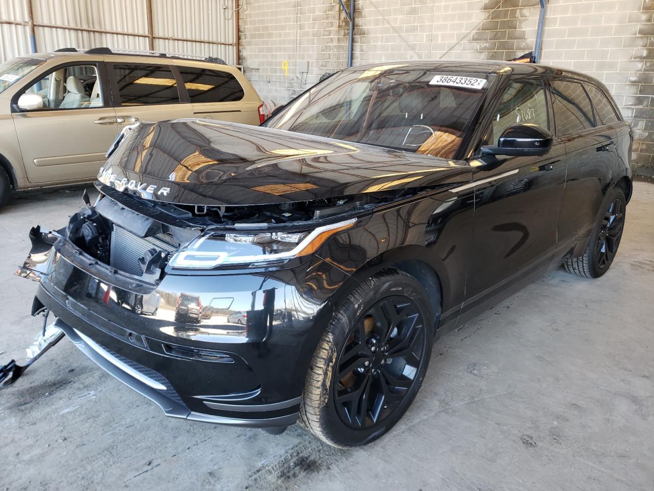 Photo 2 from auction – 2018 LAND ROVER RANGE ROVE with VIN SALYB2RX3JA707820