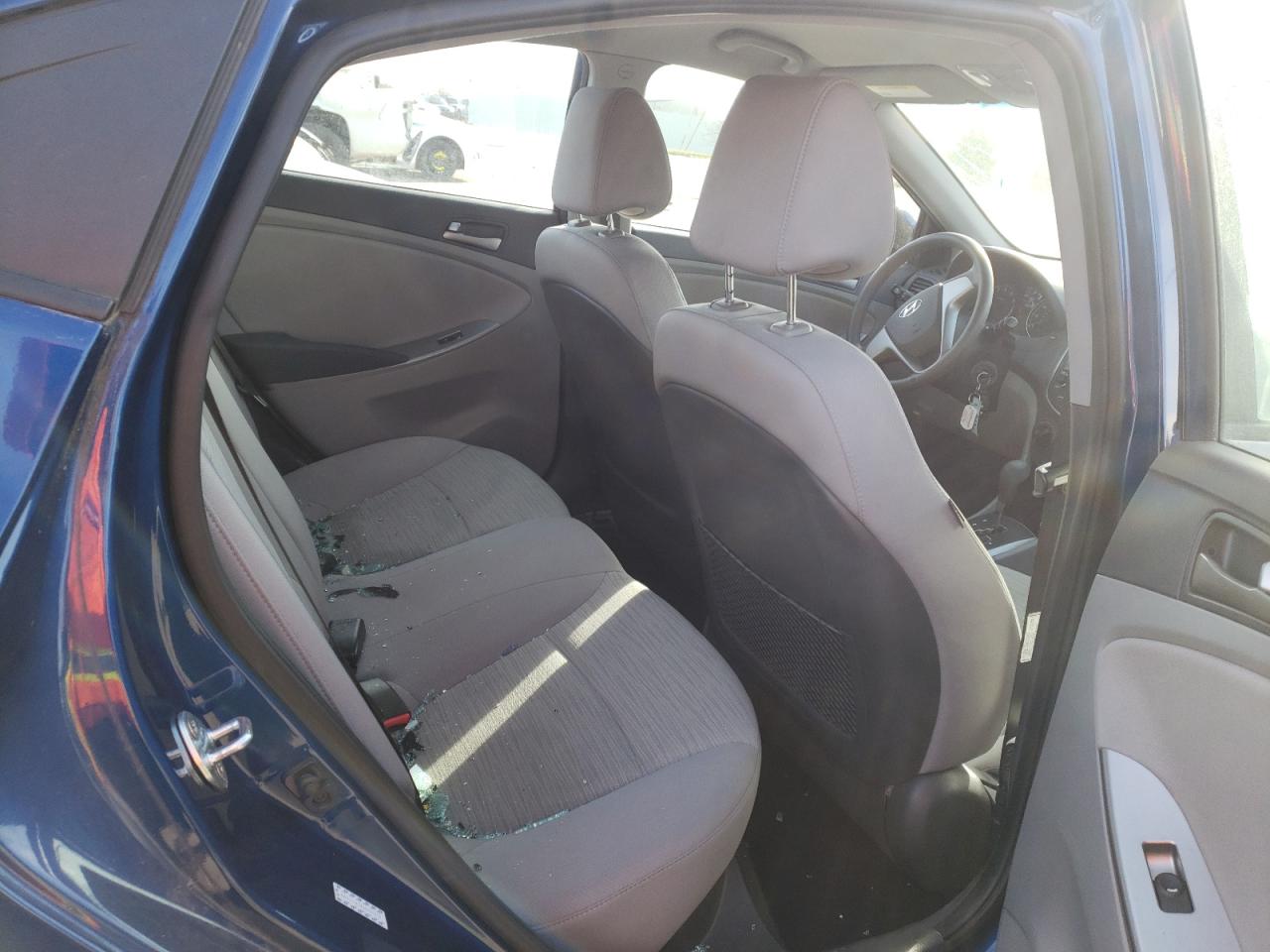 Photo 6 from auction – 2016 HYUNDAI ACCENT SE with VIN KMHCT4AE8GU155612