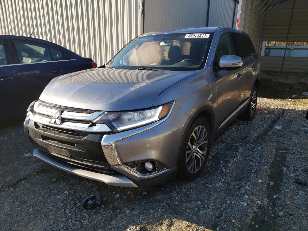 Photo 2 from auction – 2017 MITSUBISHI OUTLANDER with VIN JA4AZ3A35HZ026454