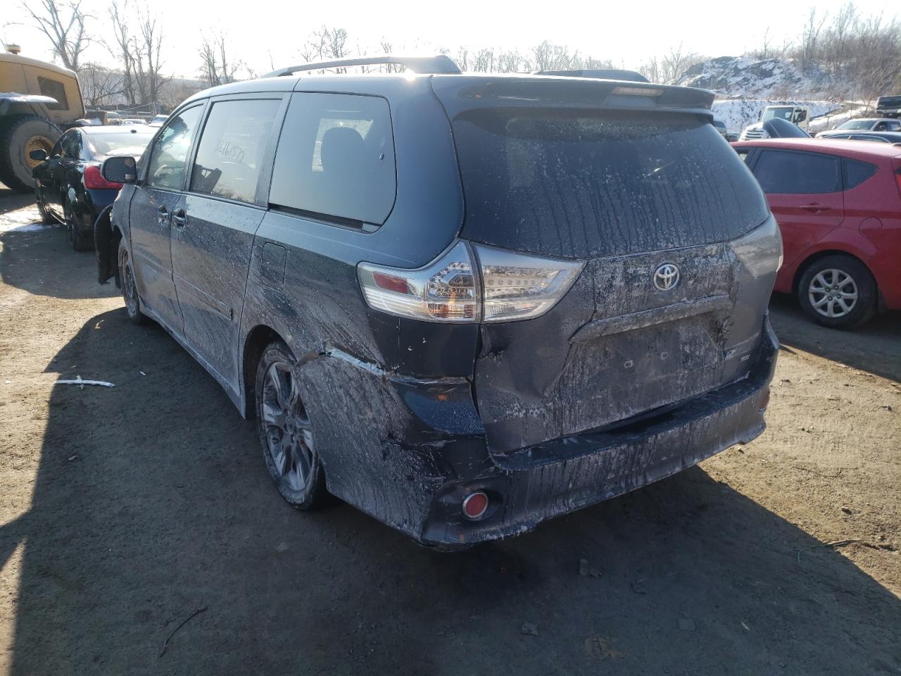 Photo 3 from auction – 2011 TOYOTA SIENNA SPO with VIN 5TDXK3DC4BS044971