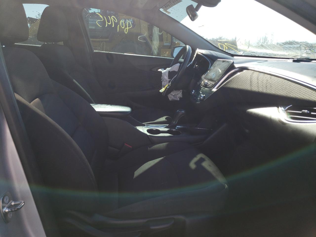 Photo 5 from auction – 2018 CHEVROLET MALIBU LT with VIN 1G1ZD5ST7JF129523