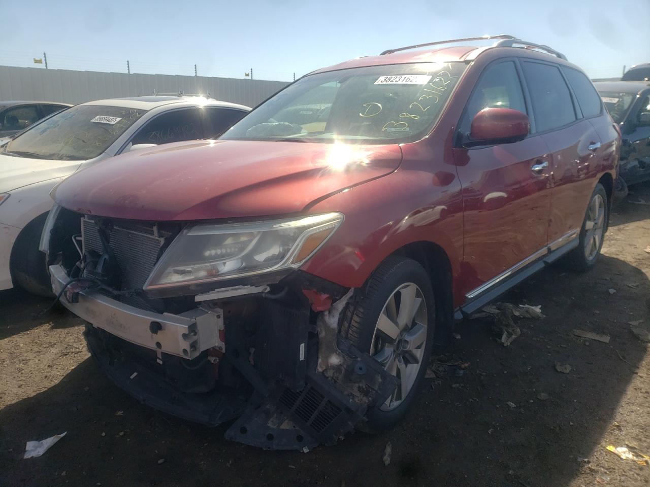 Photo 2 from auction – 2014 NISSAN PATHFINDER with VIN 5N1AR2MM1EC664652