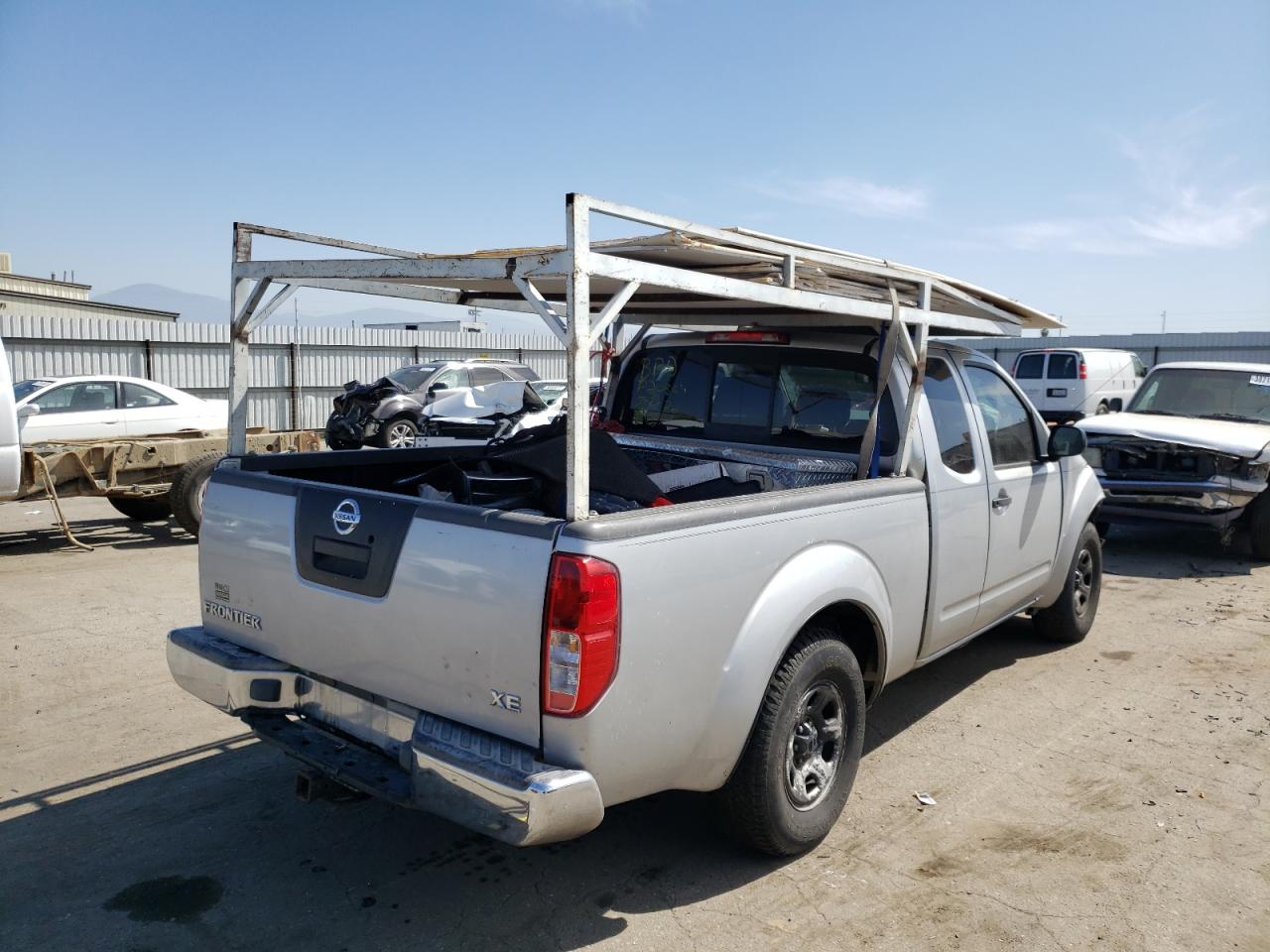 Photo 4 from auction – 2005 NISSAN FRONTIER K with VIN 1N6BD06T75C436703