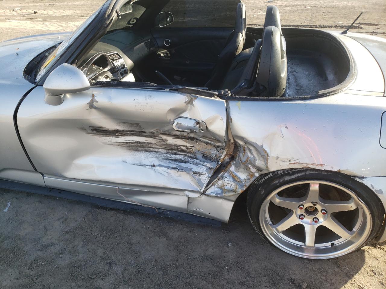Photo 9 from auction – 2002 HONDA S2000 with VIN JHMAP11442T006102