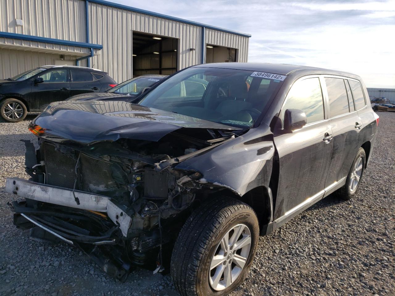 Photo 2 from auction – 2011 TOYOTA HIGHLANDER with VIN 5TDBK3EHXBS041724