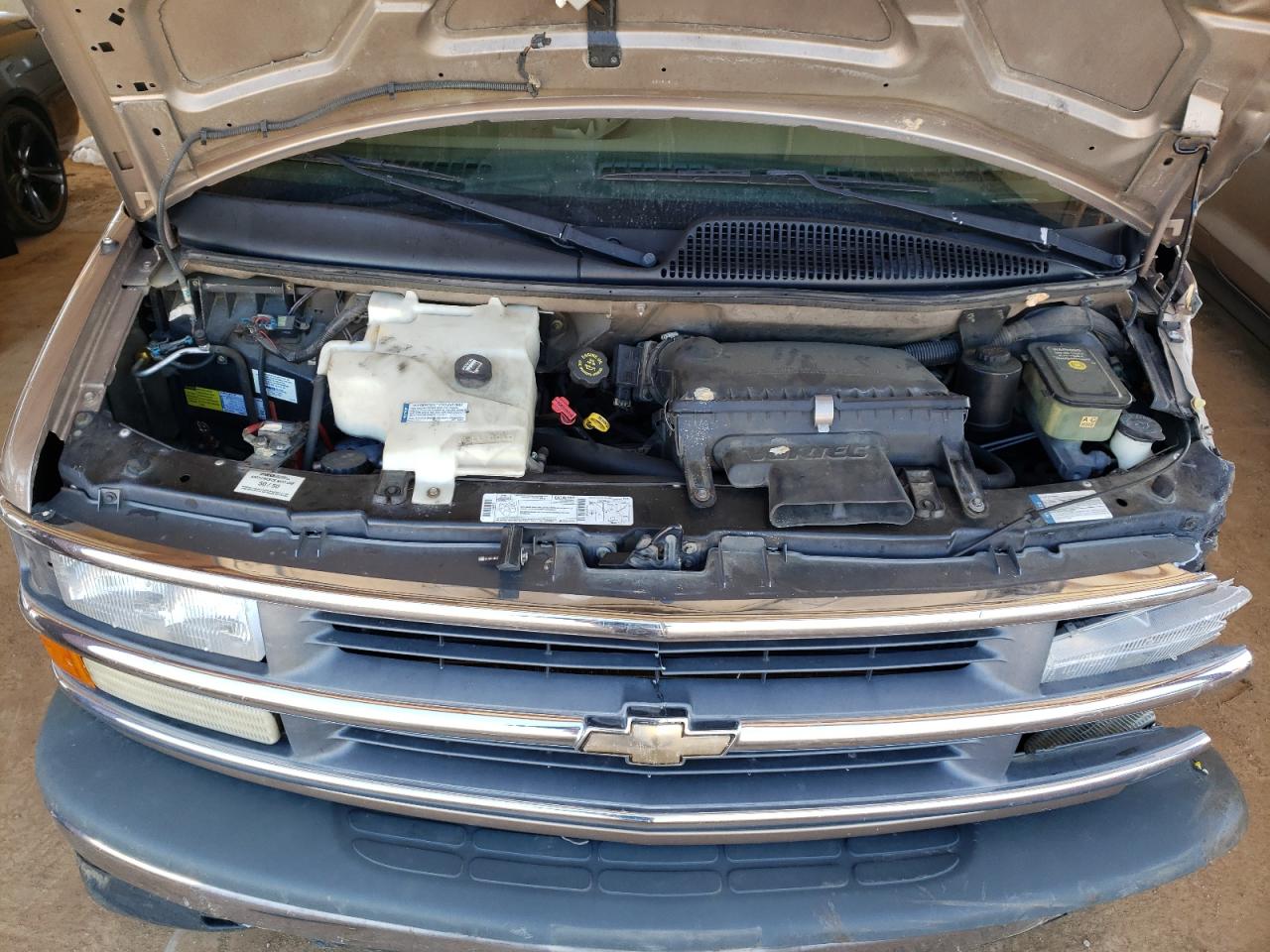 Photo 7 from auction – 1998 CHEVROLET EXPRESS G1 with VIN 1GBFG15R1W1038024