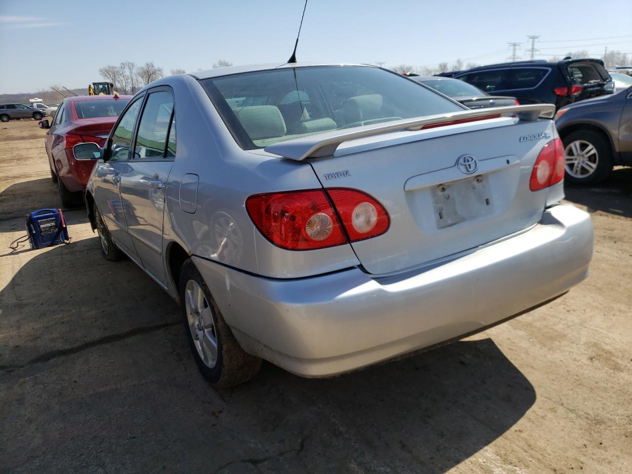 Photo 3 from auction – 2005 TOYOTA COROLLA CE with VIN 1NXBR32E45Z561774