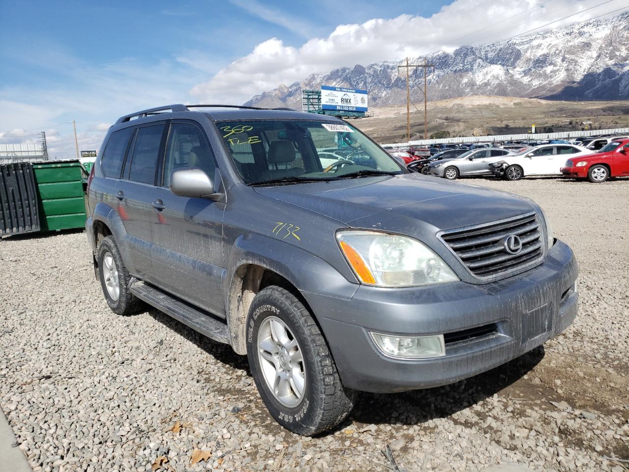 LEXUS GX 470 2005 with VIN JTJBT20X050085659 - Photo from auction