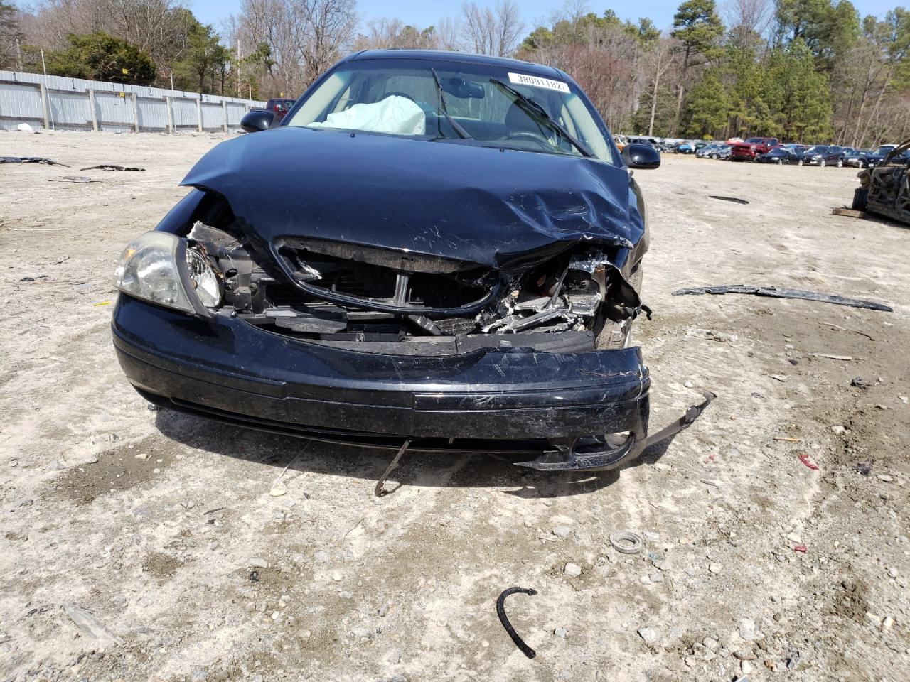 Photo 9 from auction – 2002 MERCURY SABLE LS P with VIN 1MEFM55S22A606756