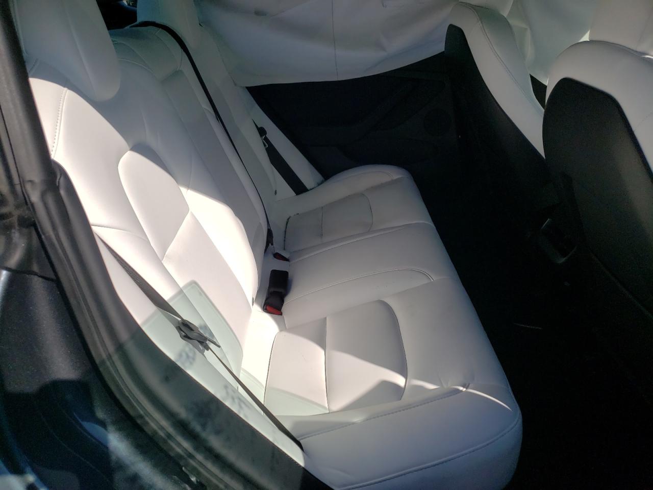 Photo 6 from auction – 2021 TESLA MODEL 3 with VIN 5YJ3E1EB1MF048497