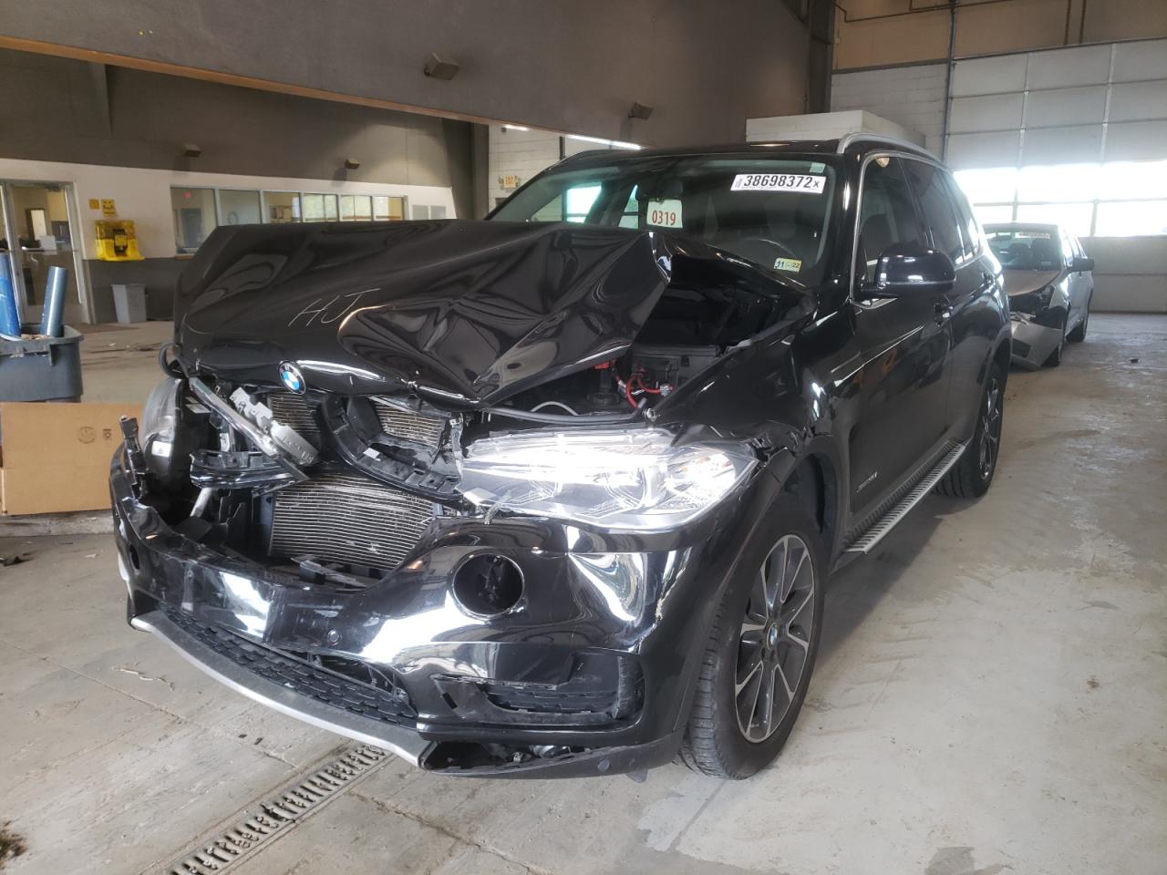 Photo 2 from auction – 2015 BMW X5 XDRIVE3 with VIN 5UXKR0C50F0P13834