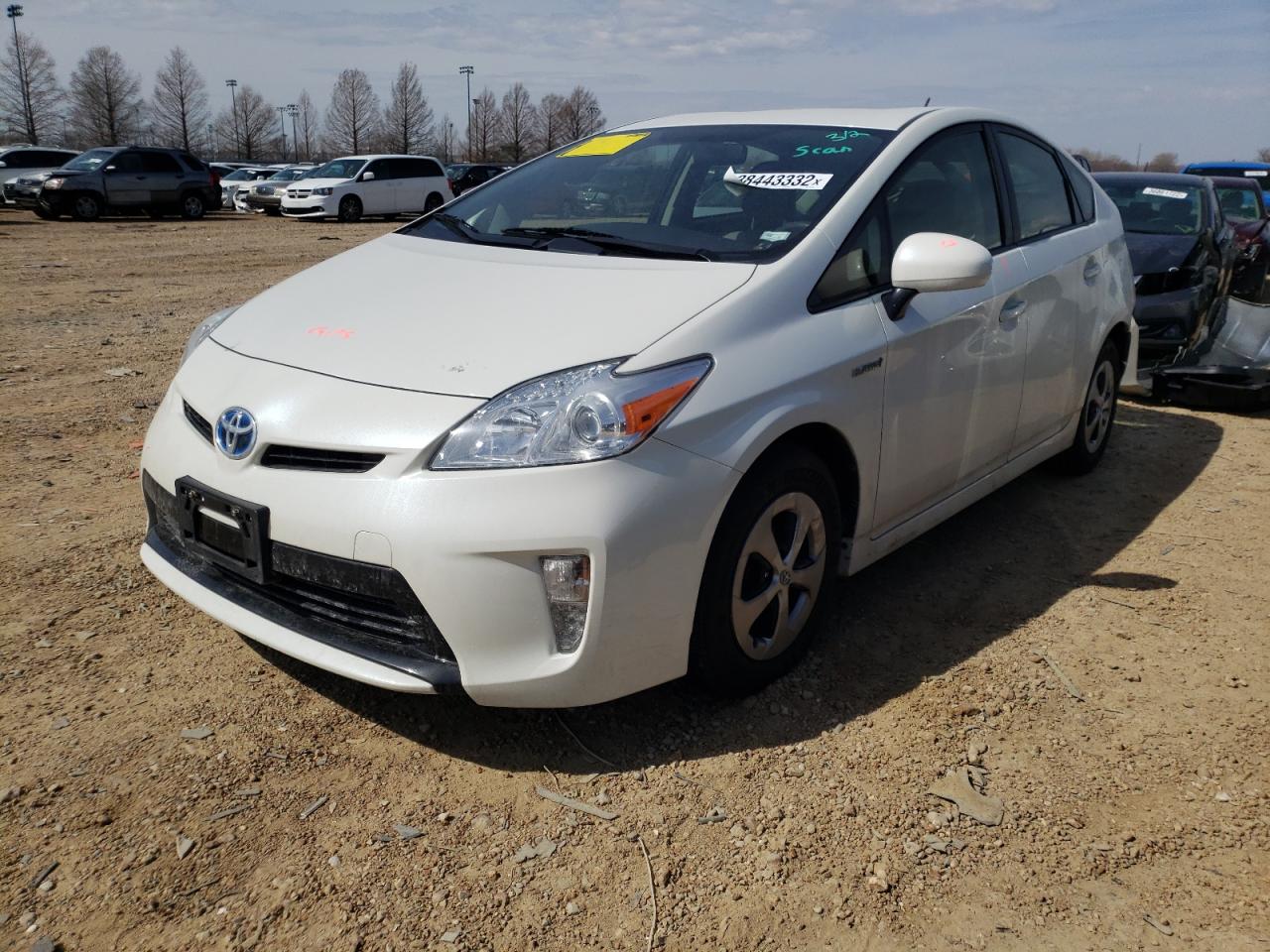 Photo 2 from auction – 2014 TOYOTA PRIUS with VIN JTDKN3DU8E1815296