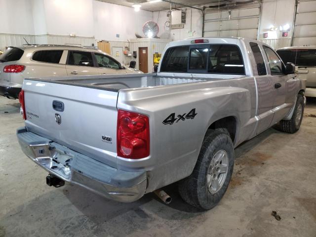Photo 4 from auction – 2005 DODGE DAKOTA SLT with VIN 1D7HW42N05S339005
