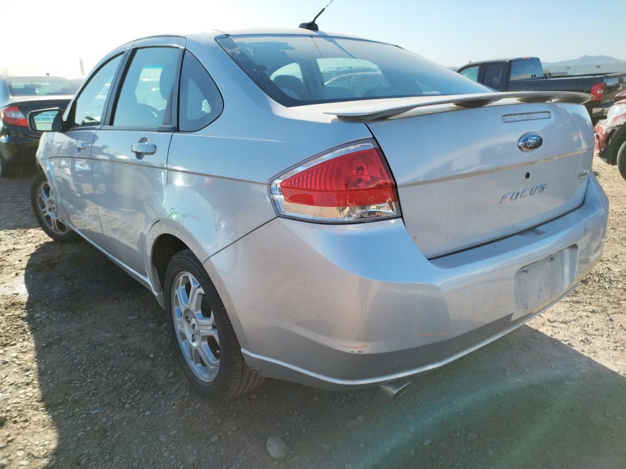 Photo 3 from auction – 2009 FORD FOCUS SES with VIN 1FAHP36N29W204785