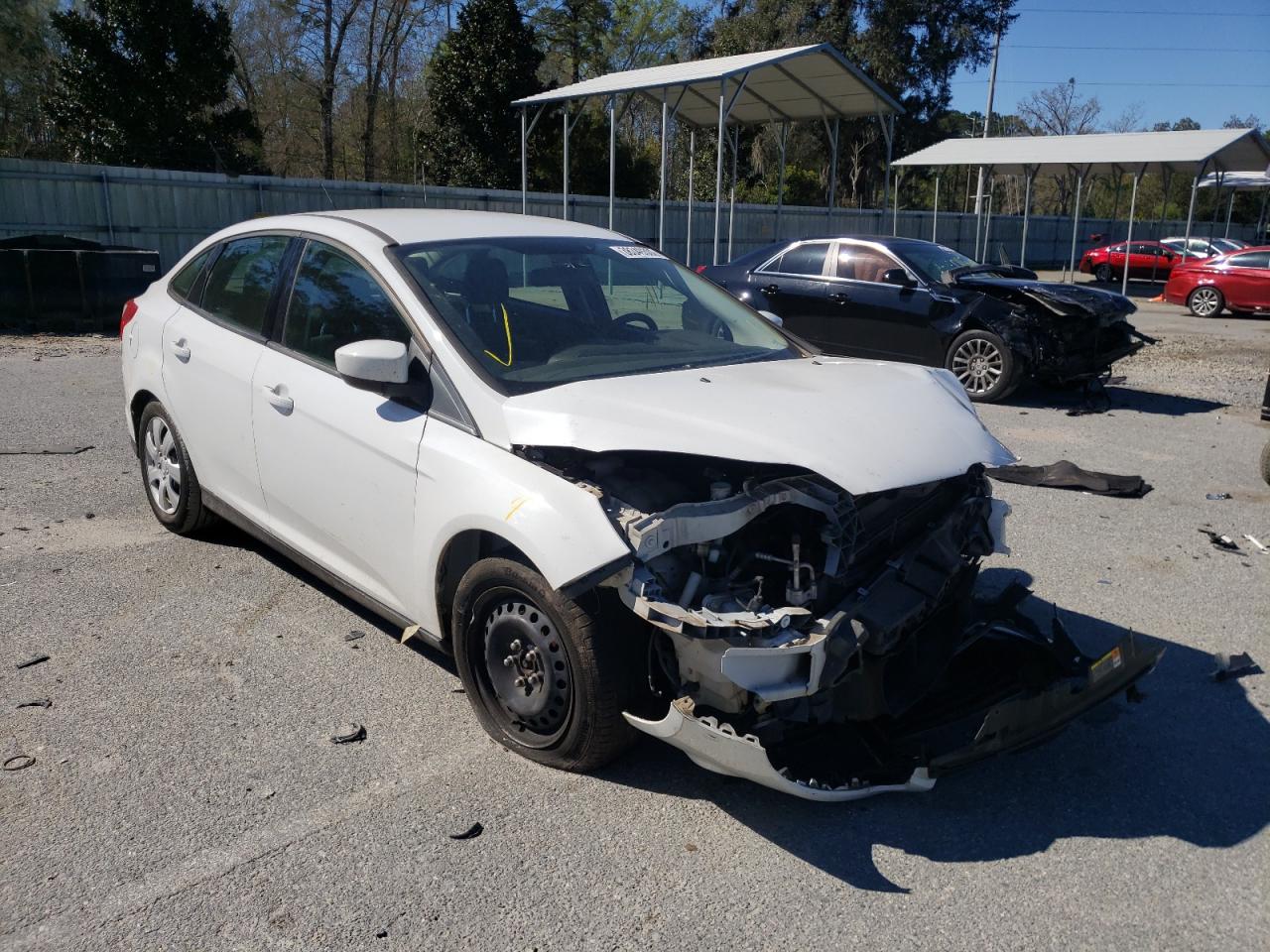 FORD FOCUS SE 2012 z numerem VIN 1FAHP3F26CL141642 - Zdjęcie z aukcji
