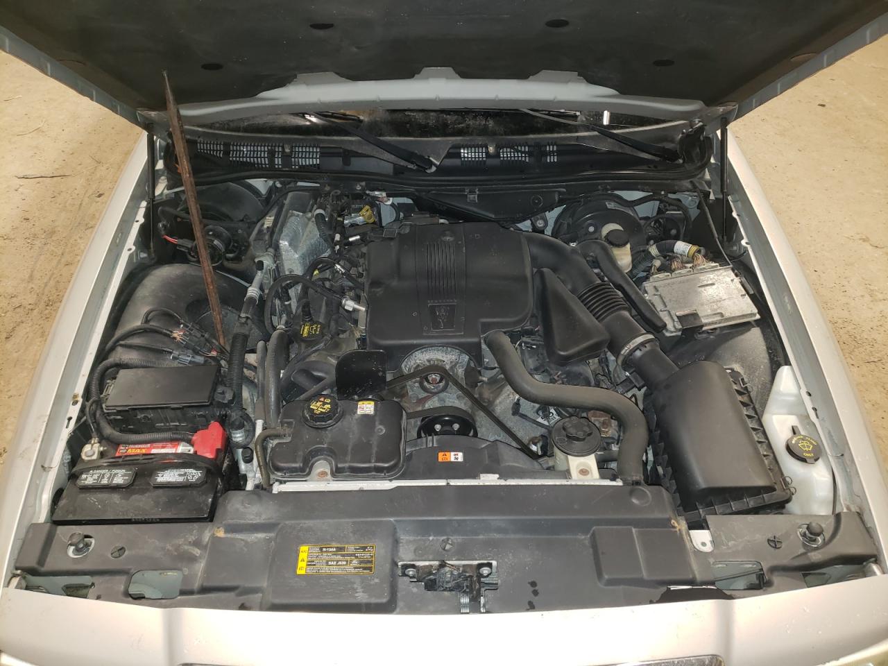 Photo 7 from auction – 2010 MERCURY GRAND MARQ with VIN 2MEBM7FV7AX624372