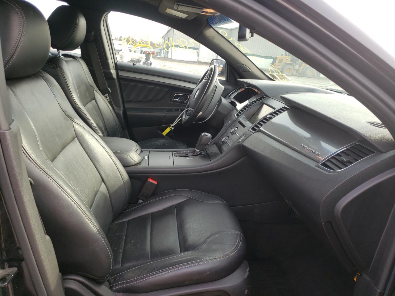 Photo 5 from auction – 2015 FORD TAURUS SEL with VIN 1FAHP2H80FG132637