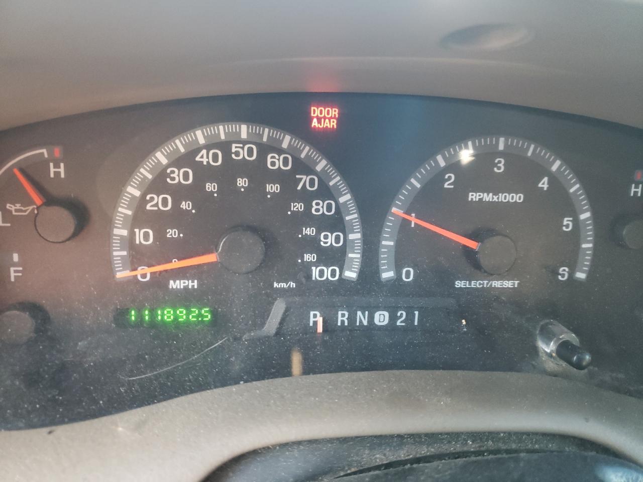 Photo 8 from auction – 2000 FORD F150 with VIN 1FTRX17W2YNC38269