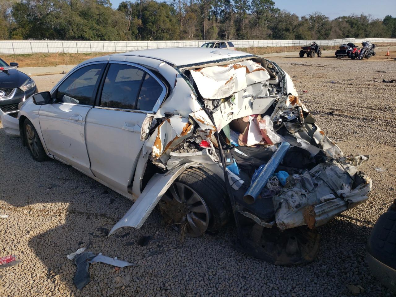 Photo 3 from auction – 2012 HONDA ACCORD EXL with VIN 1HGCP2F81CA004771