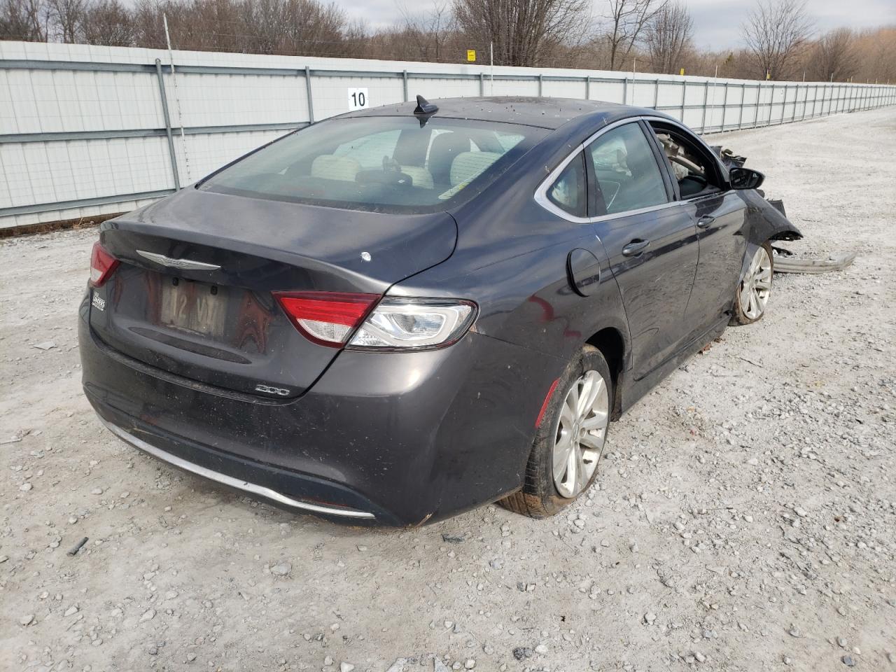 Photo 4 from auction – 2016 CHRYSLER 200 LIMITE with VIN 1C3CCCAB2GN192495