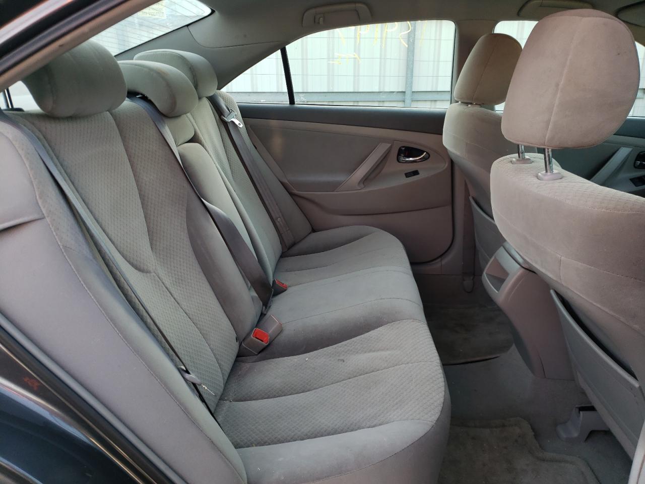 Photo 6 from auction – 2007 TOYOTA CAMRY CE with VIN 4T4BE46K67R010742