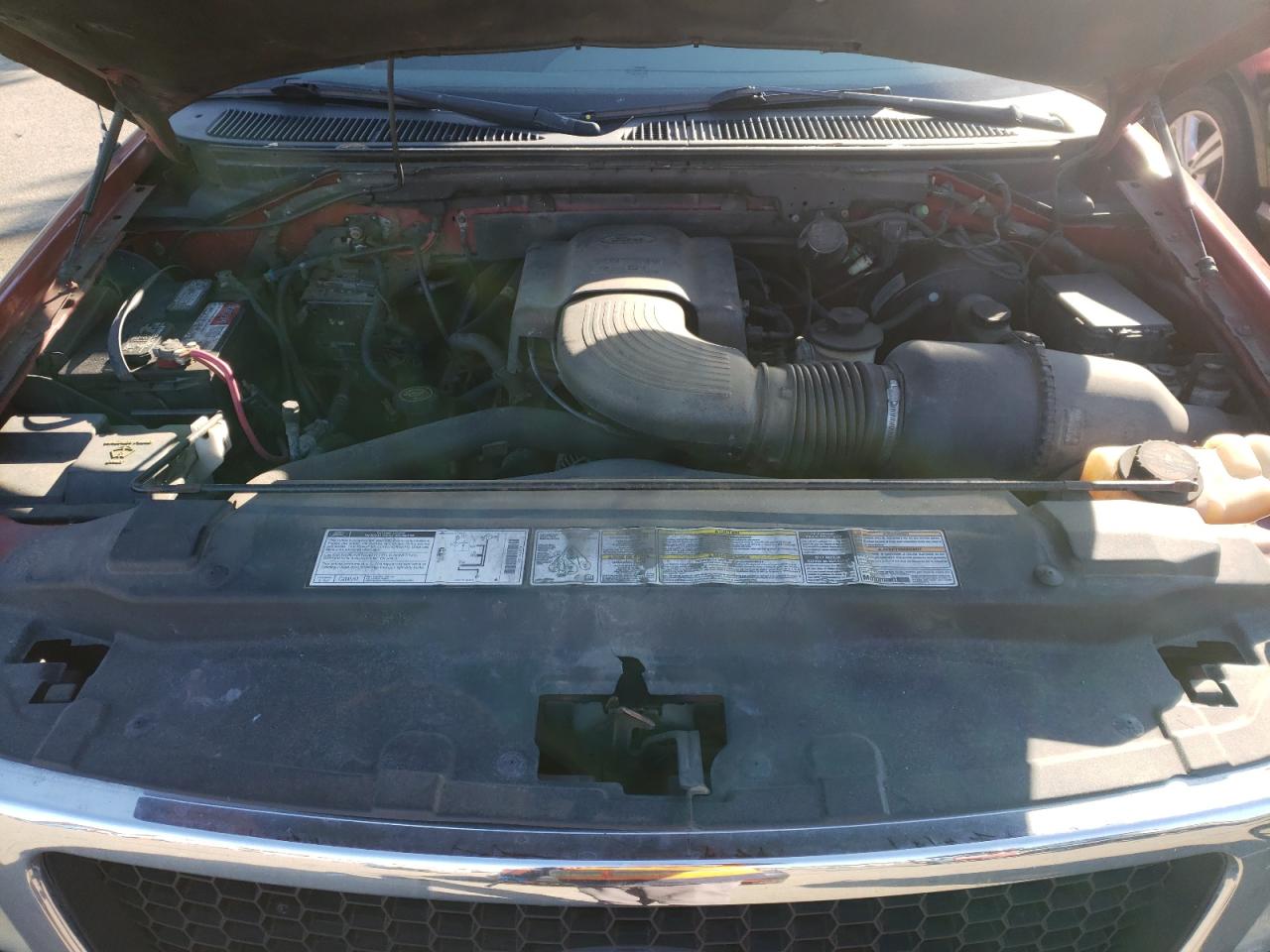 Photo 7 from auction – 2000 FORD F150 with VIN 1FTRX17W2YNC38269