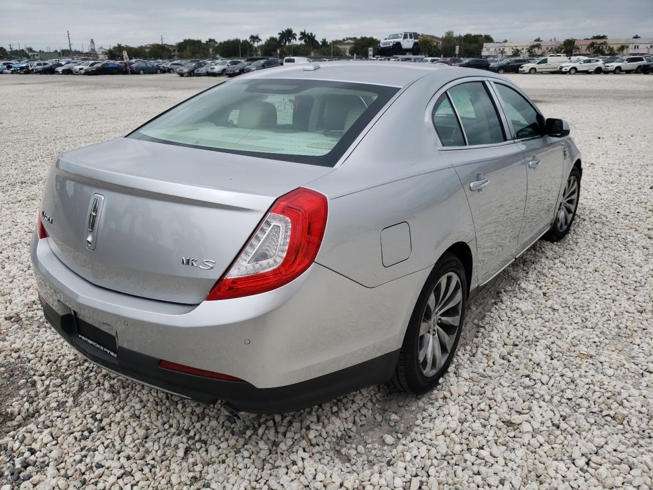 Photo 4 from auction – 2013 LINCOLN MKS with VIN 1LNHL9DK4DG601124