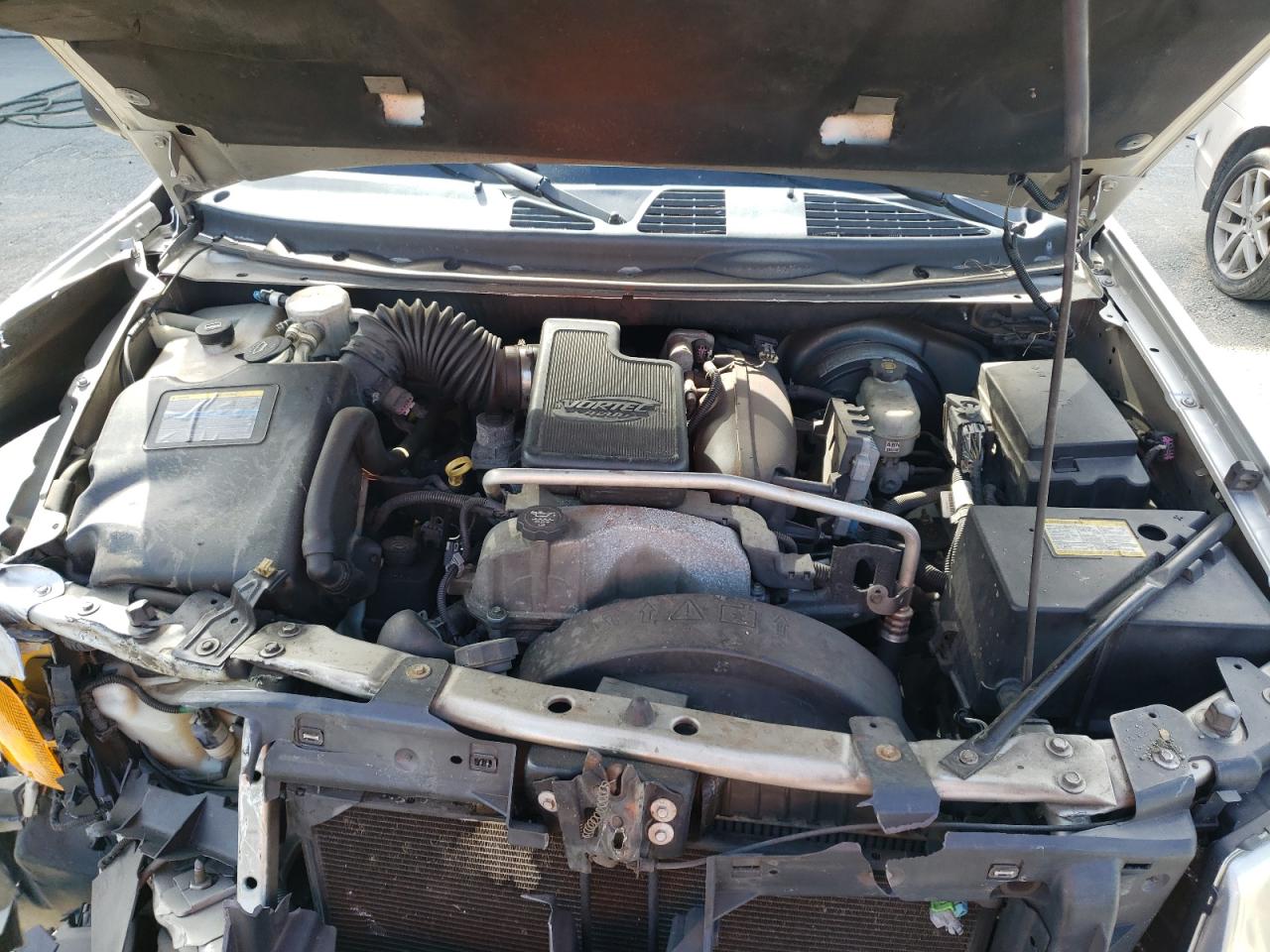 Photo 7 from auction – 2006 GMC ENVOY with VIN 1GKDS13S962256153