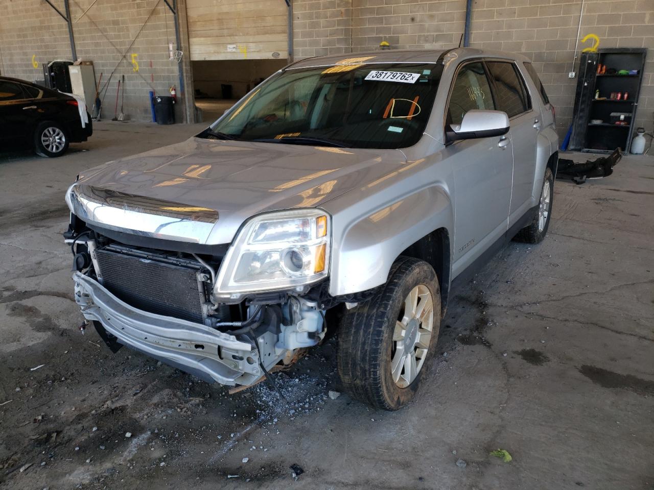 Photo 2 from auction – 2013 GMC TERRAIN SL with VIN 2GKALMEK7D6211095