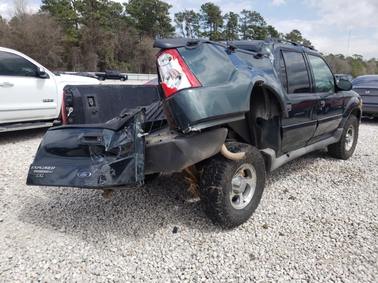 Photo 4 from auction – 2004 FORD EXPLORER S with VIN 1FMZU77K94UB43230