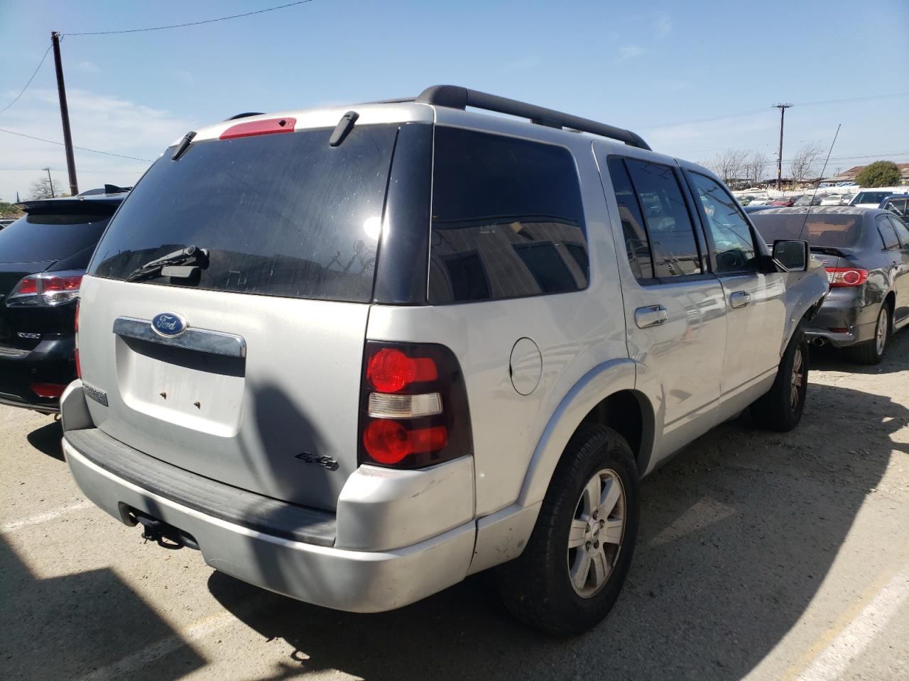 Photo 4 from auction – 2010 FORD EXPLORER X with VIN 1FMEU7DE2AUA81324