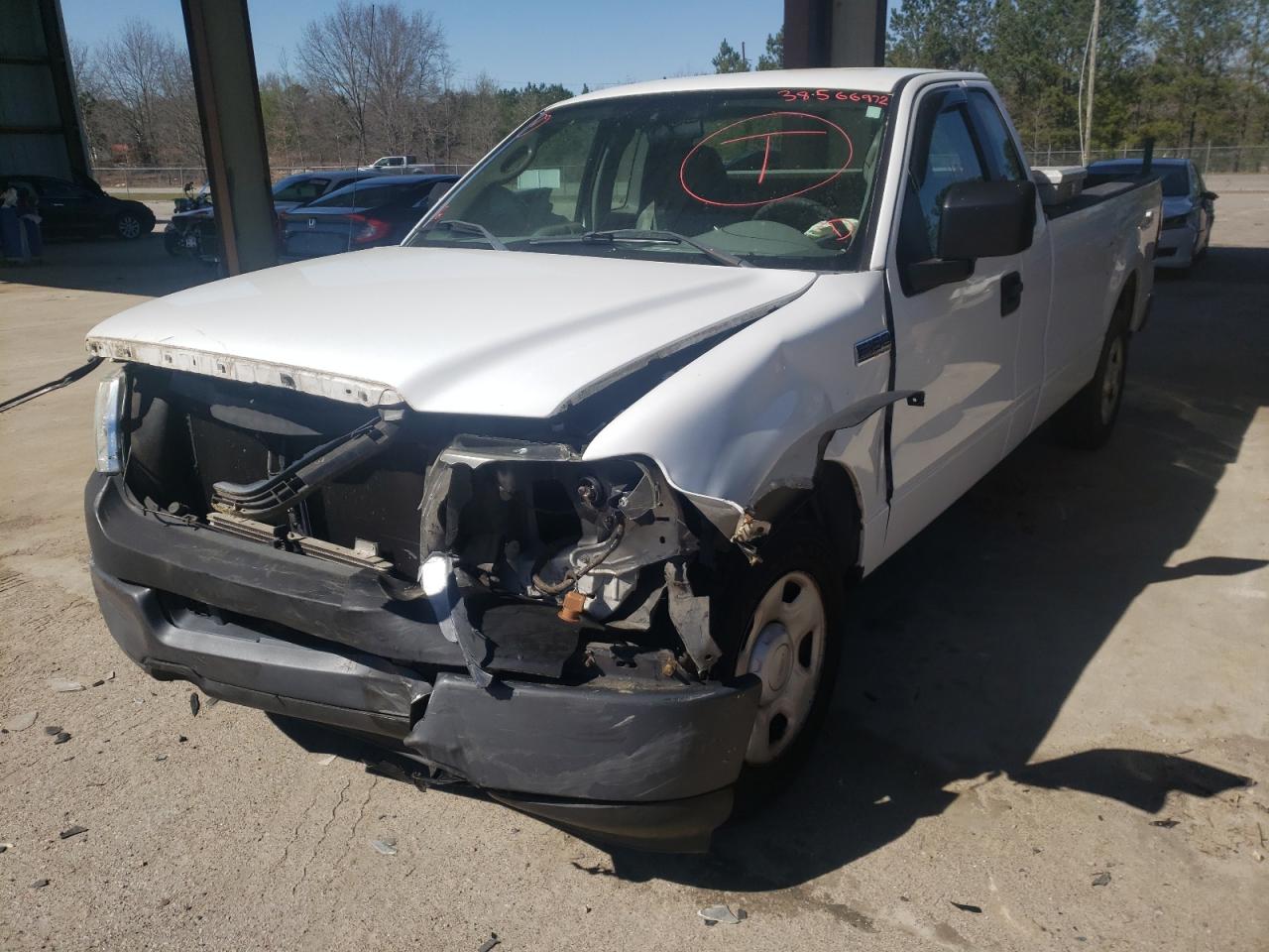 Photo 2 from auction – 2005 FORD F150 with VIN 1FTRF12W25NB64681