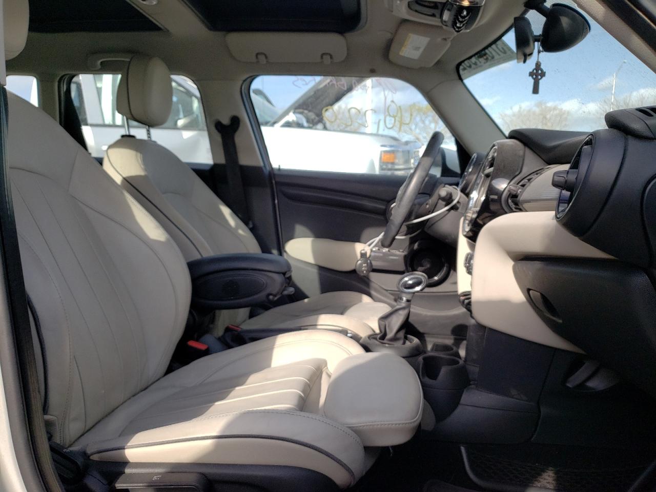 Photo 5 from auction – 2018 MINI COOPER with VIN WMWXU1C55J2F80335